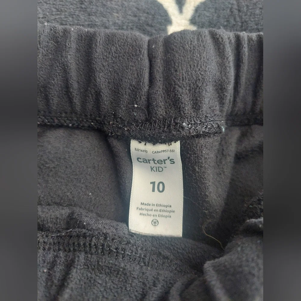 children's place Lot of 3: two long sleeve tees‎ and fleece pants size 10